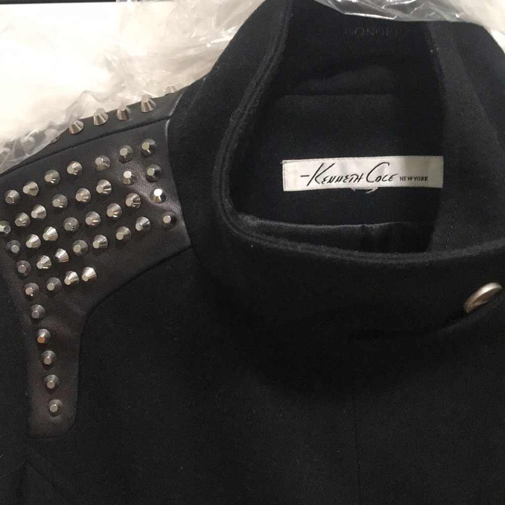 Coat - Picture 2 of 5